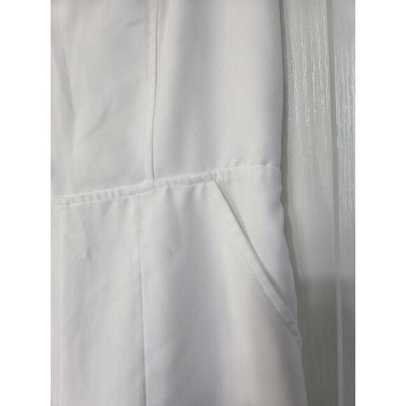 Avec Les Filles White Fitted Wide Leg V-Neck Cropped One-Piece Jumpsuit, Size 2 - Picture 6 of 16